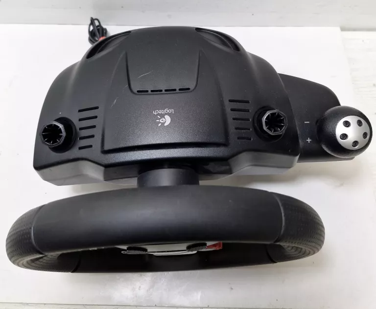 kierownica-logitech-driving-force-gt-stan-11323-2