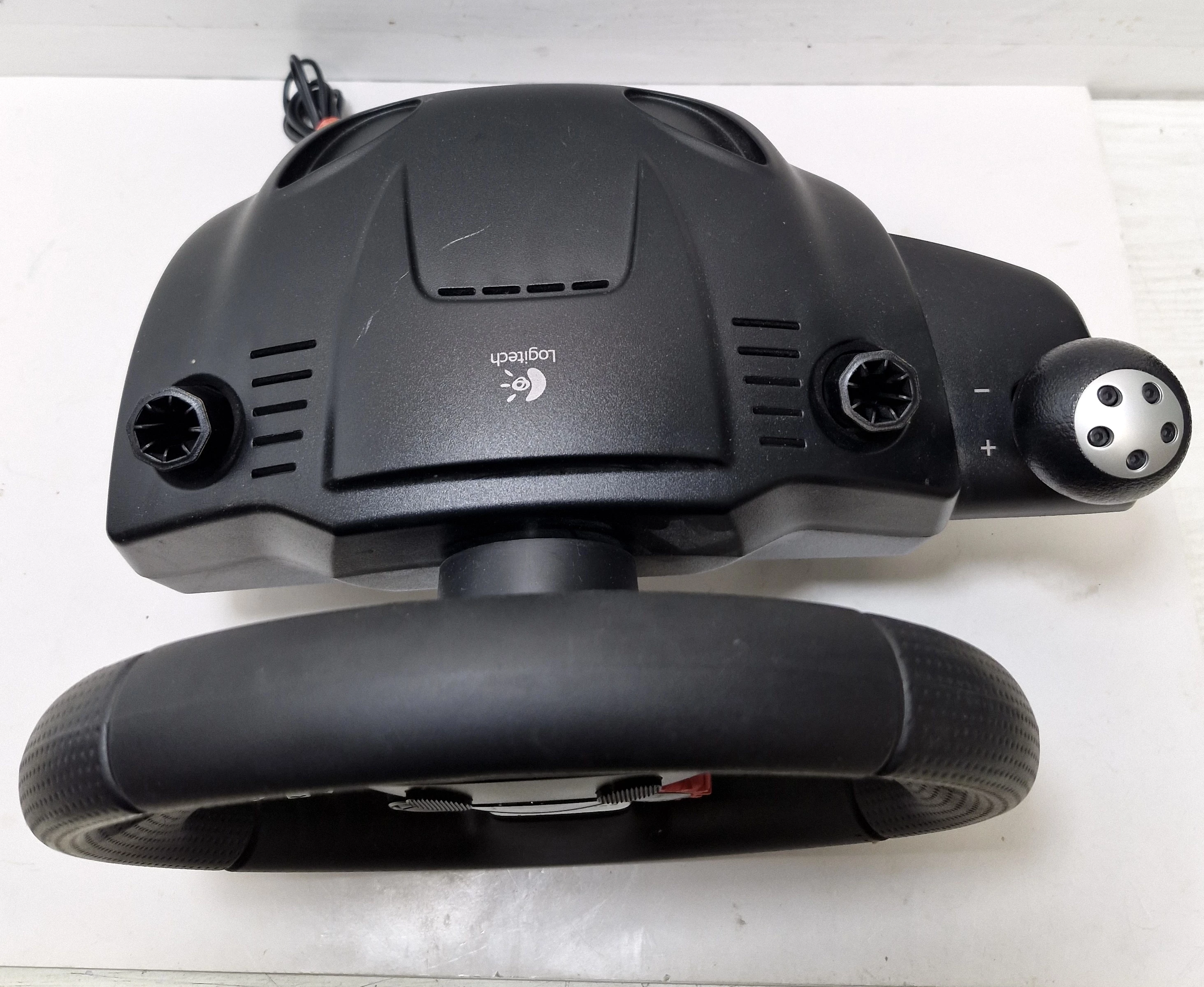 kierownica-logitech-driving-force-gt-stan-11323-2