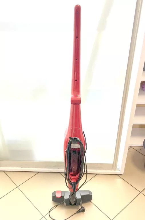 ODKURZACZ PIONOWY ARIETE 2764 CZERWONY