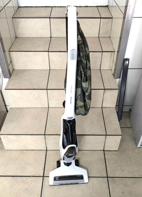 ODKURZACZ GRUNDIG TURBO POWER VCH 9929L + AKCESORIA