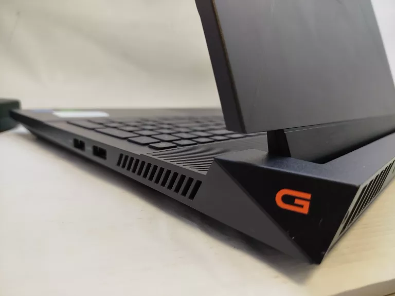 LAPTOP DELL G15 5530+ŁAD [250519010]
