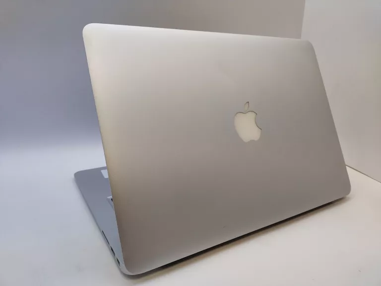 LAPTOP MCBOOK AIR 7,2 APPLE A1466 2GB RAM + ŁADOWARKA WERSJA JĄDRA DARWIN