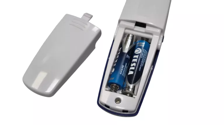 TERMOMETR BEZDOTYKOWY APTEO CARE TE-003 + ETUI