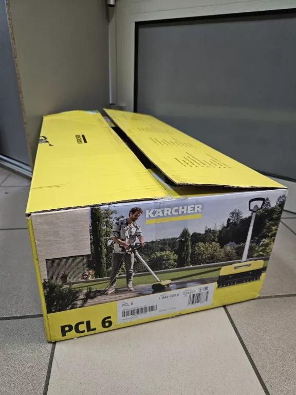 URZĄDZENIE DO CZYSZCZENIA PATIO I TARASÓW KARCHER PCL 6