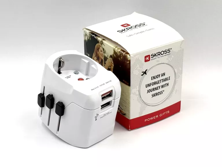 ADAPTER PODRÓŻNY SKROSS PRO LIGHT WORLD USB BIAŁY