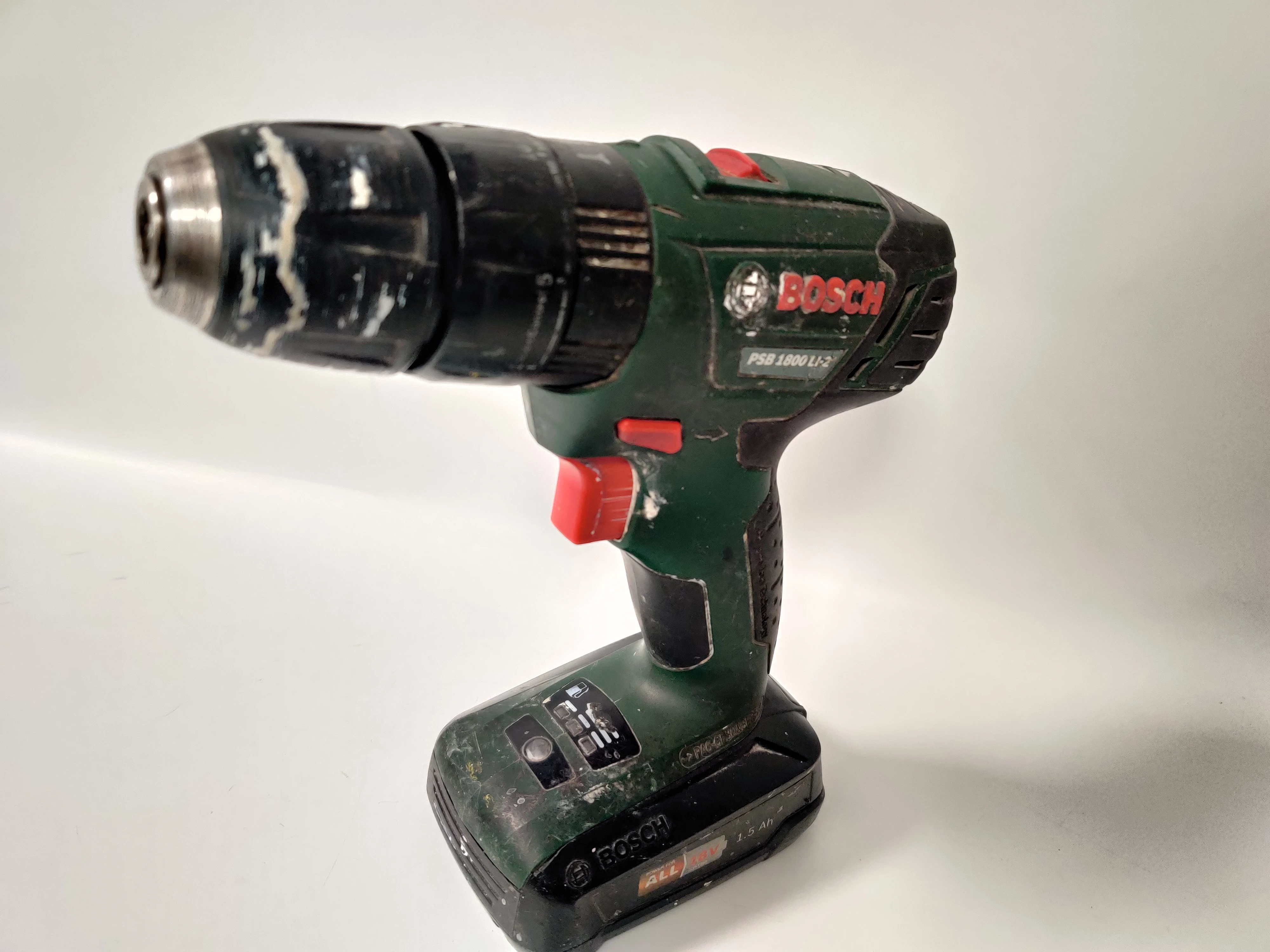 wkretarka-bosh-psb1800-pojemnosc-akumulatora-150