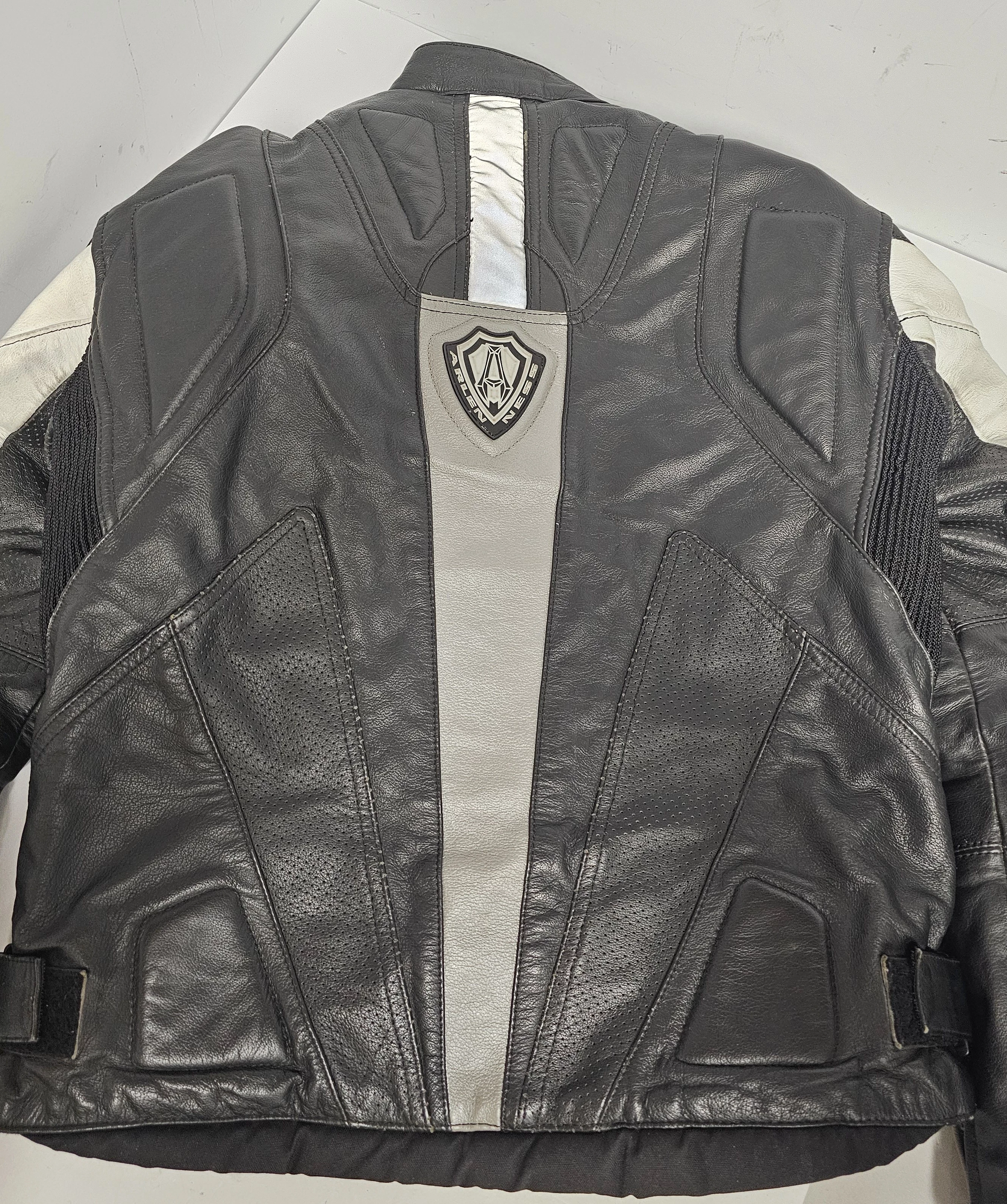 kurtka-motocyklowa-arlen-ness-zbrojona-rozmiar-42-cechy-dodatkowe-215934-2