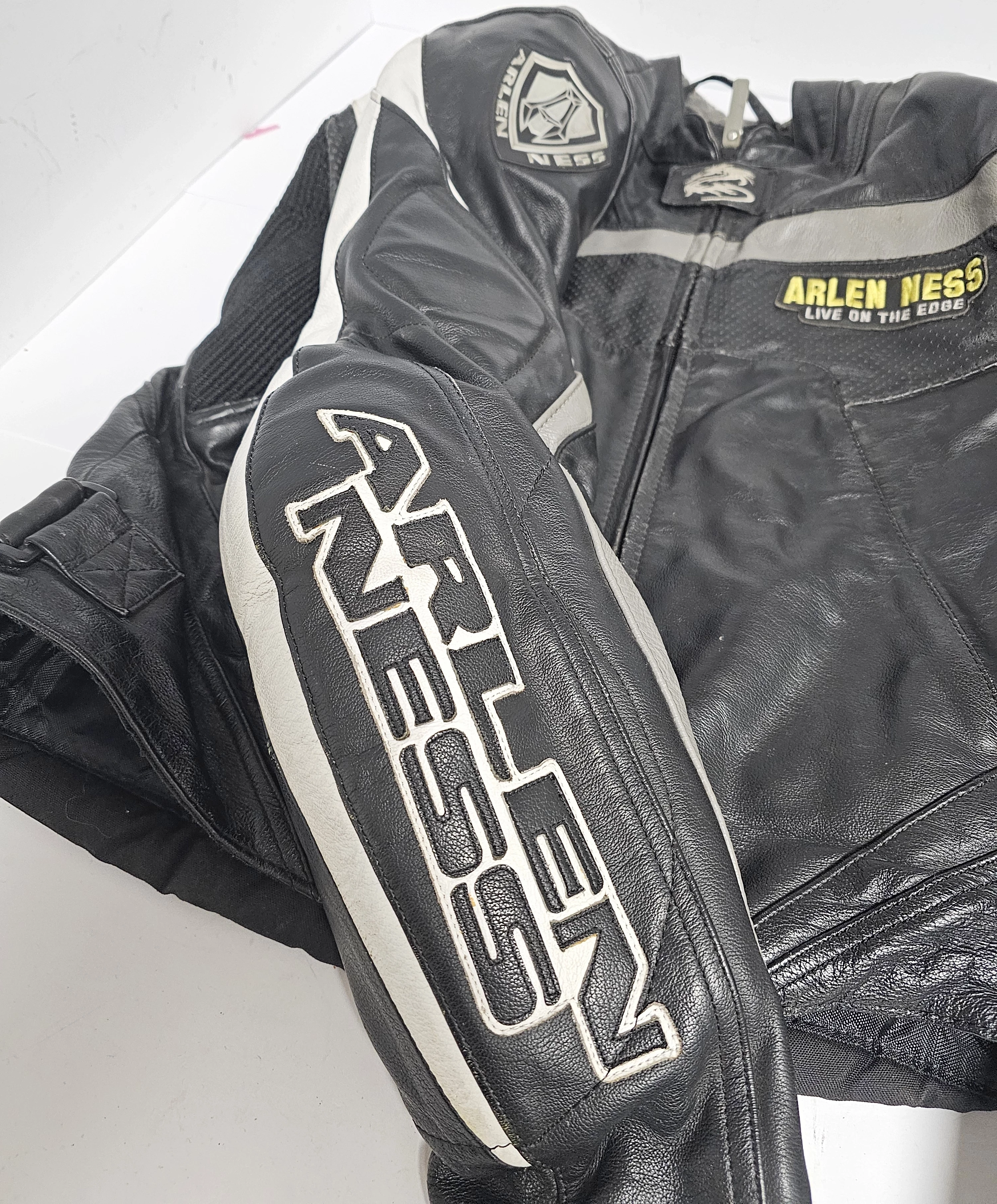 kurtka-motocyklowa-arlen-ness-zbrojona-rozmiar-42-ean-gtin-4060058087497