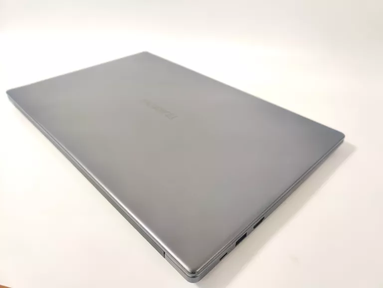HUAWEI MATEBOOK D15 AMD RYZEN 5 3500U/RAM8GB/ SSD256GB