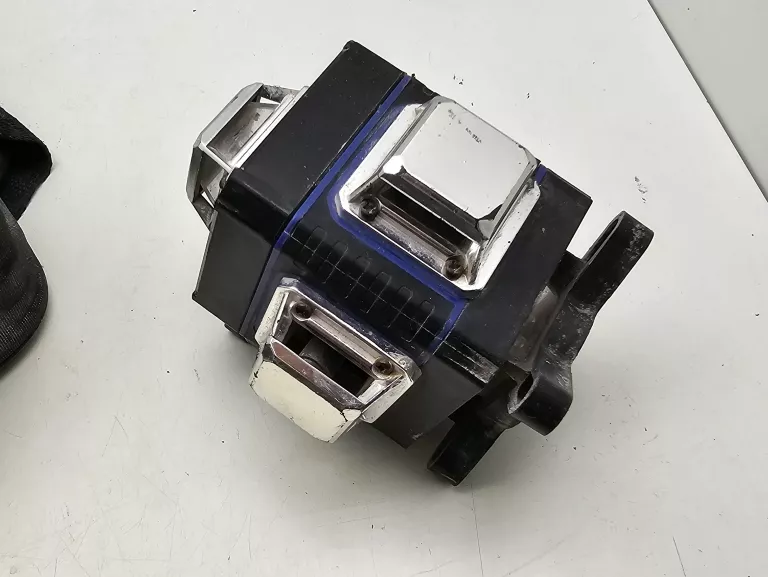 laser-krzyzowy-lyngo-qualita-italiana-lg-8145l-stan-11323-2