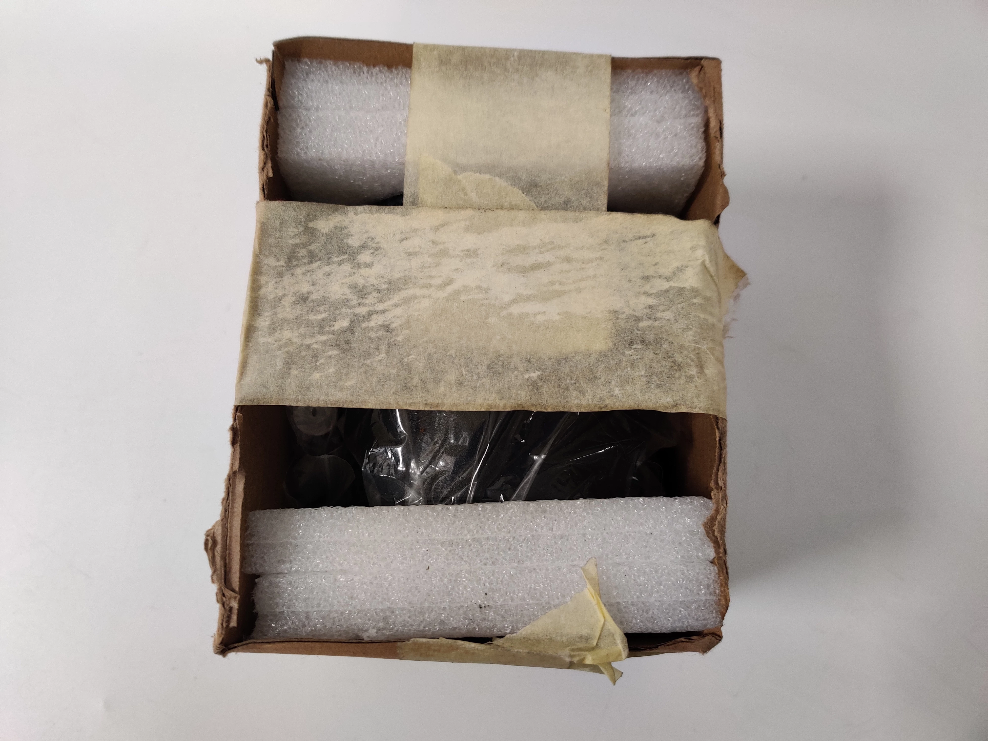 kinkiet-ledvancedl-surface-dn90-opis-ean-gtin-4058075768918