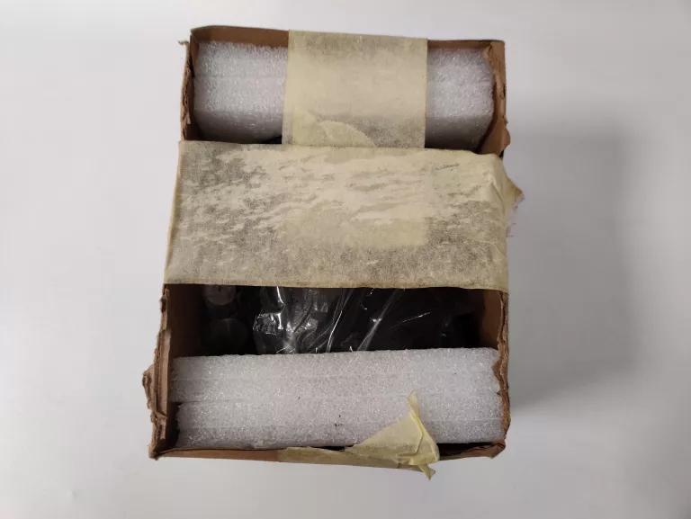 kinkiet-ledvancedl-surface-dn90-opis-ean-gtin-4058075768918