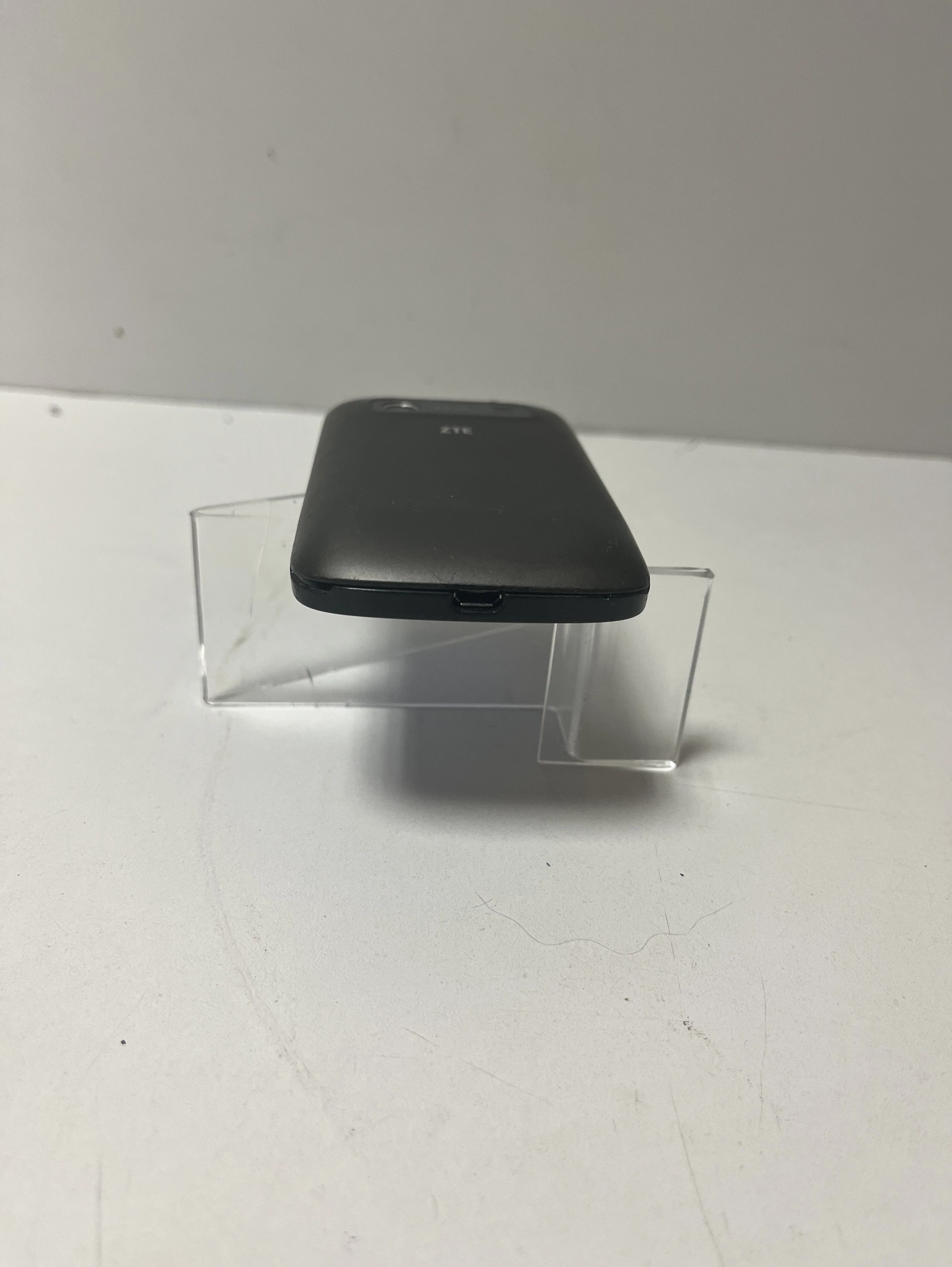 telefon-zte-kis-pro-ean-gtin-6934933073074