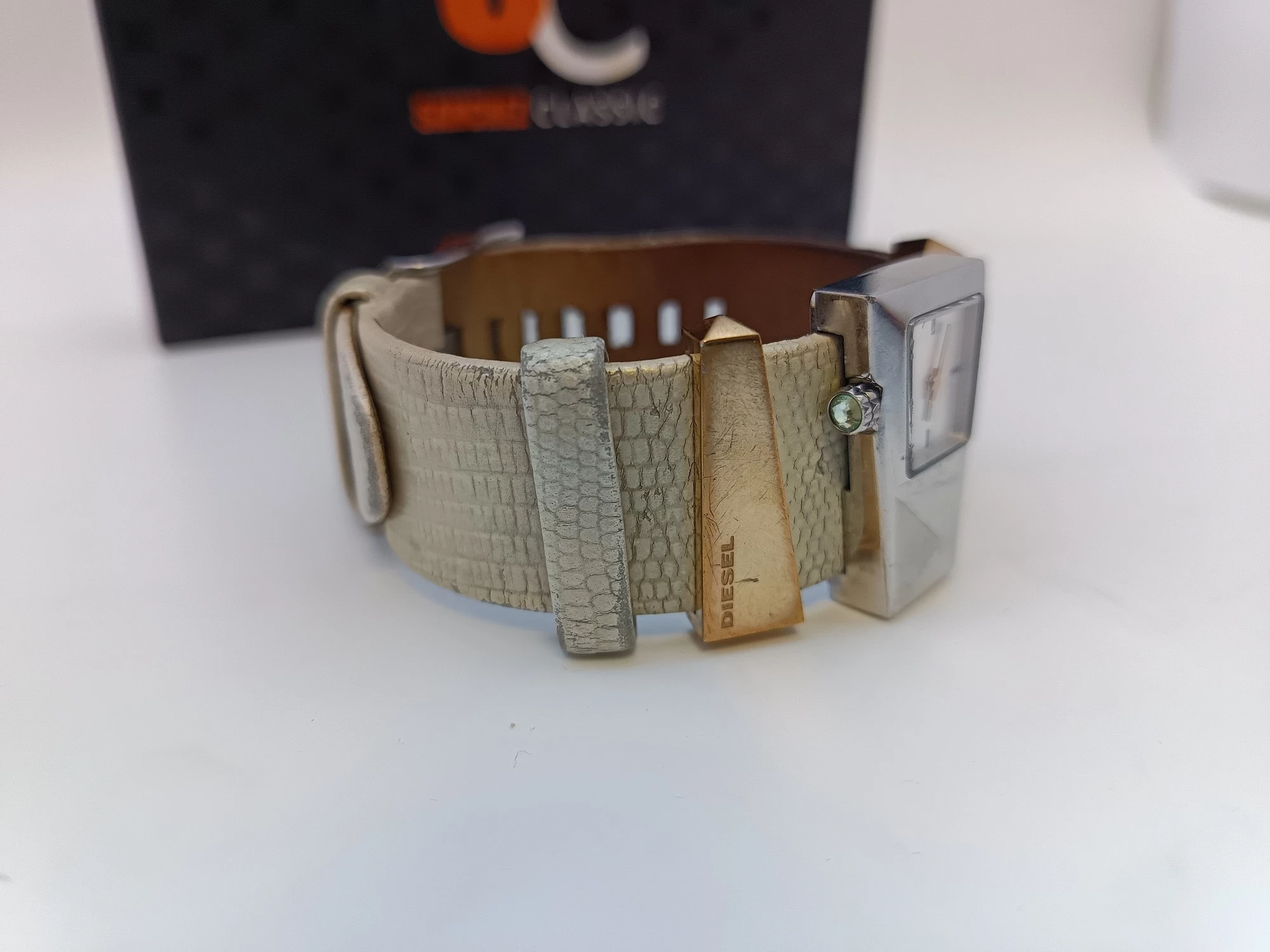 zegarek-diesel-dz-5585-w-pudelku-rodzaj-paska-18705-1