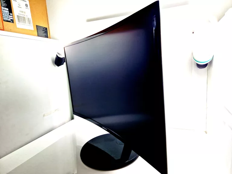 MONITOR LED SAMSUNG S27C390EAU 27 " 1920 X 1080 PX VA