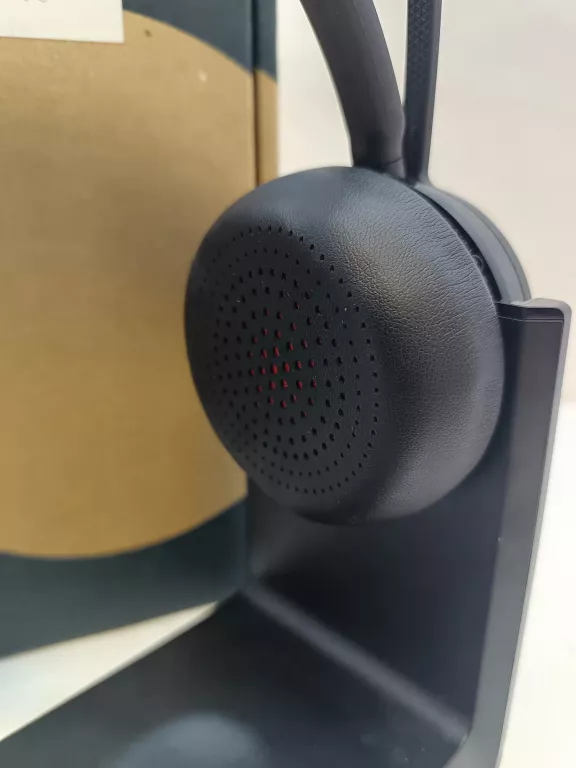 SŁUCHAWKI POLY VOYAGER FOCUS 2 KOMPLET