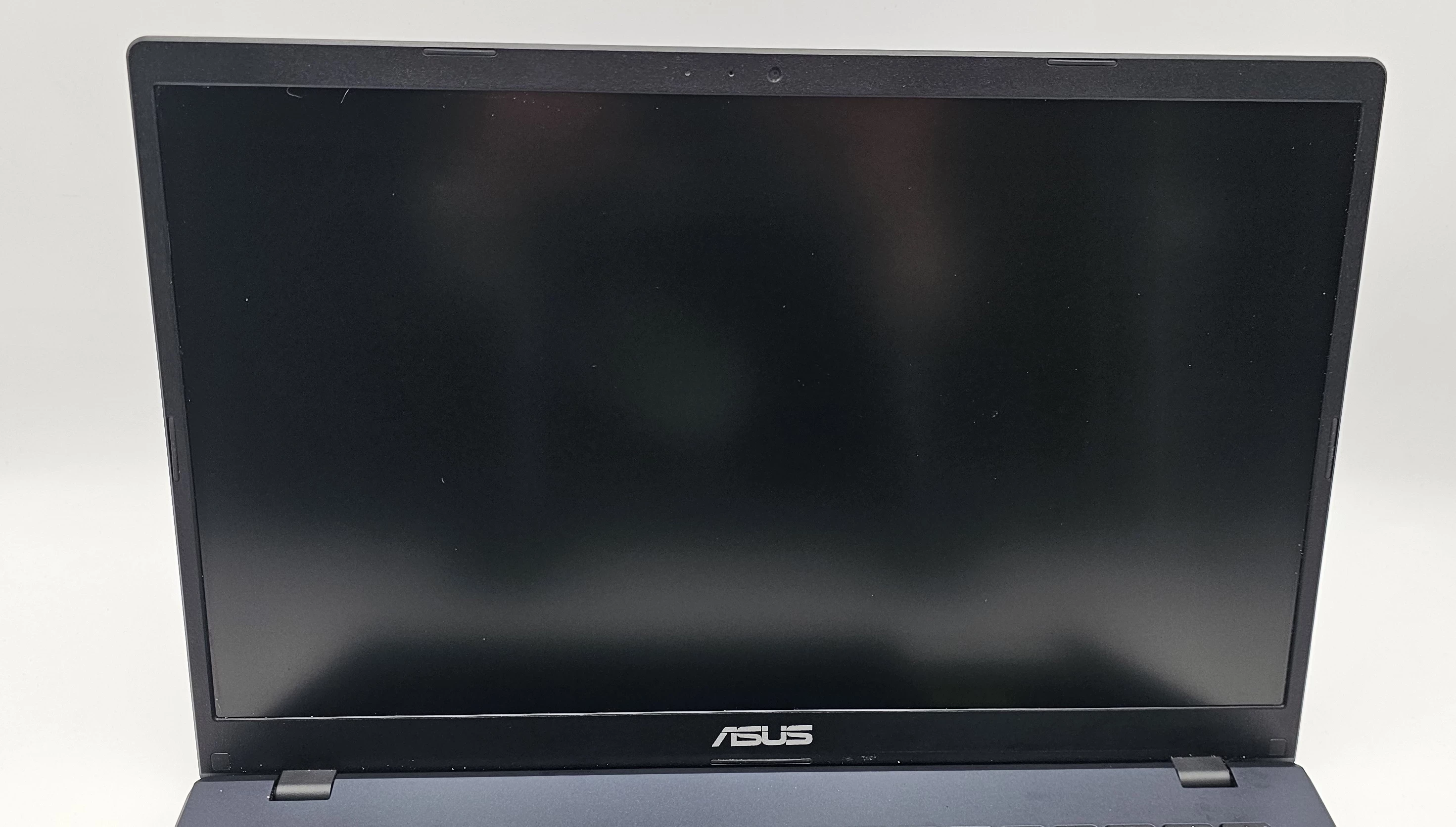 laptop-asus-vivobook-e510-n4500-4gb-128gb-emmc-win11h-komplet-przekatna-ekranu-1560