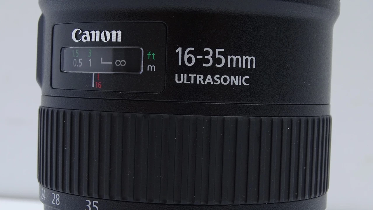 obiektyw-canon-ef-16-35mm-f28l-iii-usm-zestaw-model-ef-16-35mm-28l-iii-usm-0573c005aa