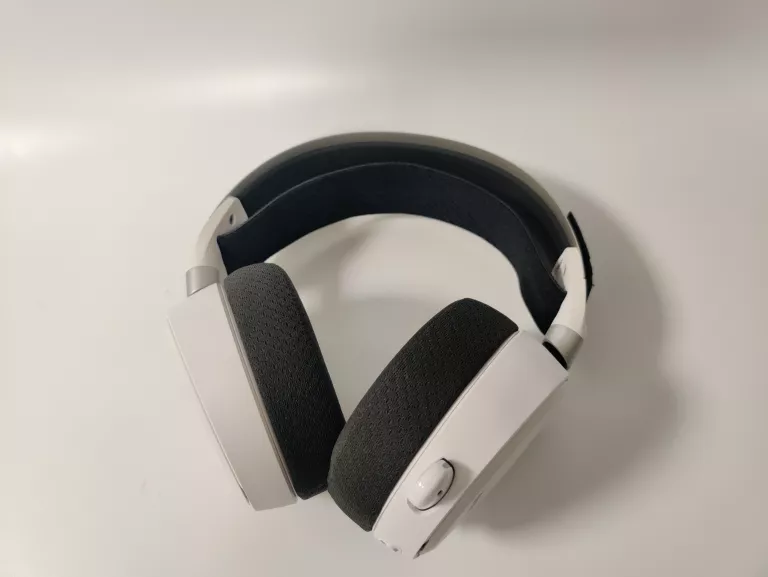 SŁUCHAWKI GAMINGOWE STEELSERIES ARCTIS PRO + GAMEDAC