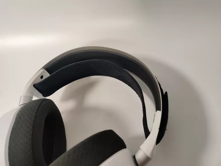 SŁUCHAWKI GAMINGOWE STEELSERIES ARCTIS PRO + GAMEDAC