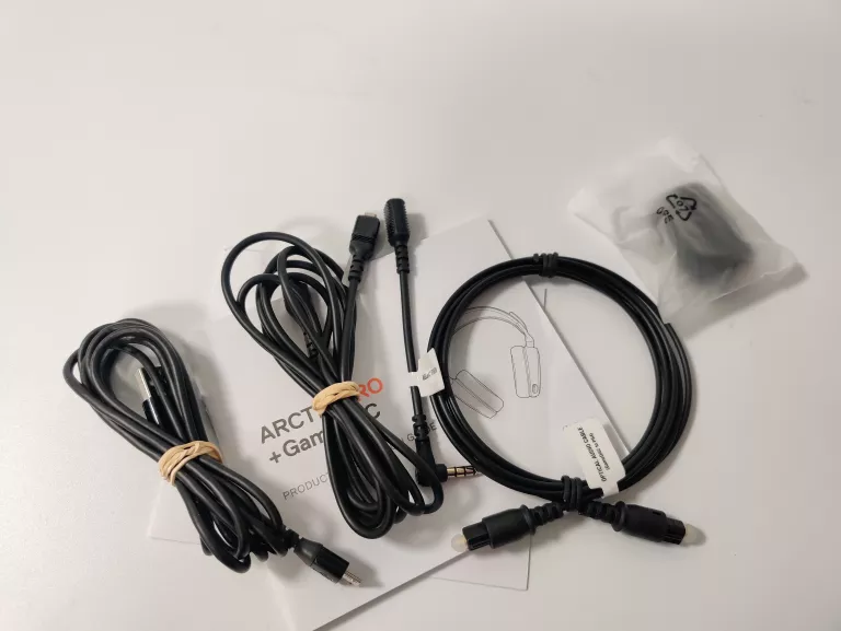 SŁUCHAWKI GAMINGOWE STEELSERIES ARCTIS PRO + GAMEDAC