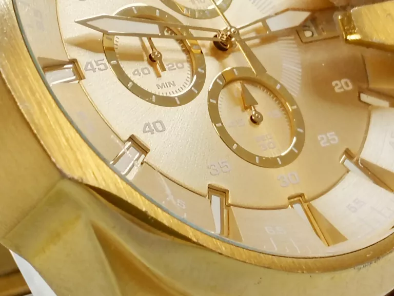 zegarek-meski-diesel-dz4360-zloty-ksztalt-koperty-129223-2