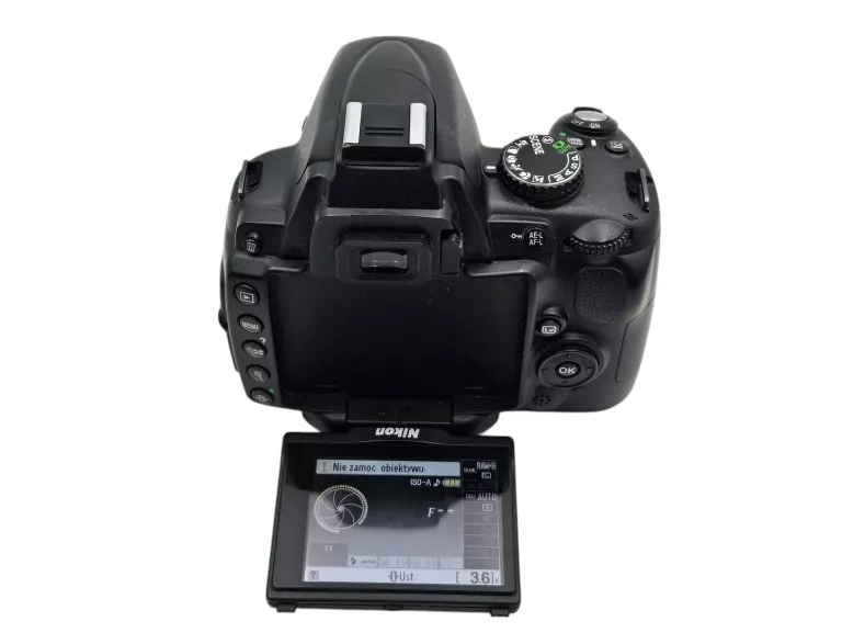 APARAT LUSTRZANKA NIKON D5000 KORPUS PRZEBIEG 9,5K + LAMPA METZ 28 AF-4 C