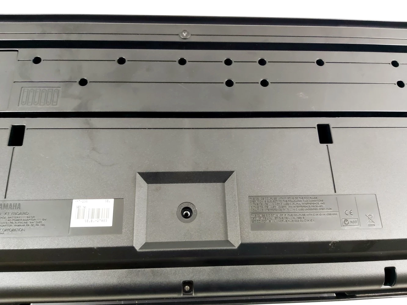 keyboard-yamaha-ypt-230-zasilacz-glebokosc-produktu-3500