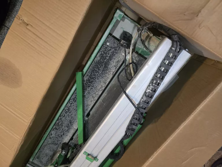 ELEKTRYCZNA PRZECINARKA DO PŁYTEK CERAMICZNYCH 1200 W TTD-FS 200-920 HAGEN