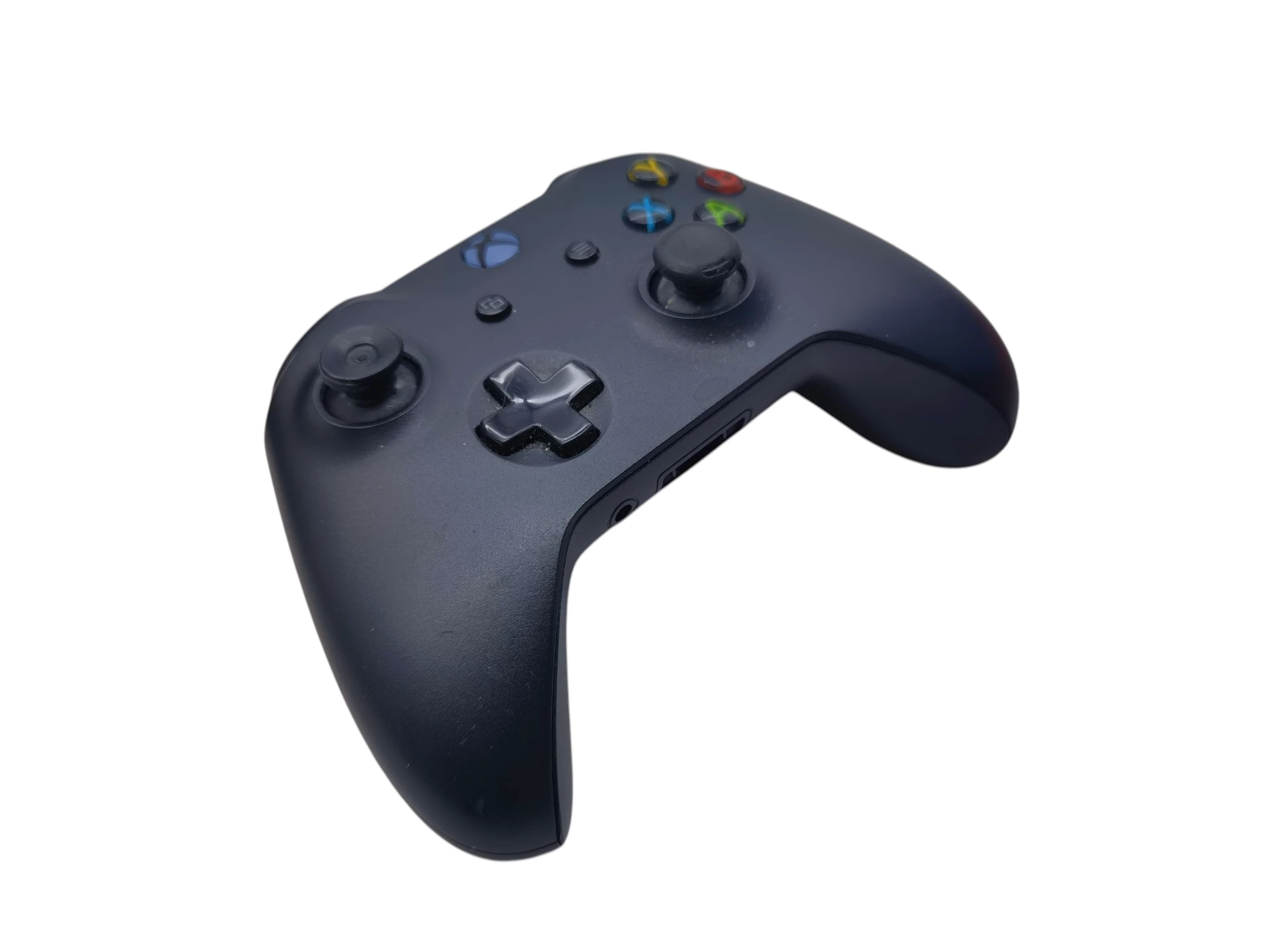 konsola-microsoft-xbox-one-model-1540-1tb-pad-brak-zasilacza-stan-11323-2