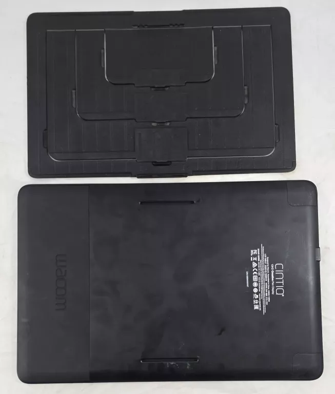 tablet-graficzny-wacom-lcd-cintiq-13hd-dtk-1301-model-cintiq-13hd