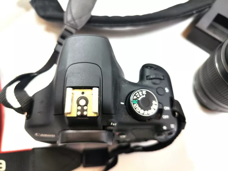 APARAT CANON EOS 1200D + OBIEKTYW EF-S 18-55 III +ŁAD KARTA PUD ETUI