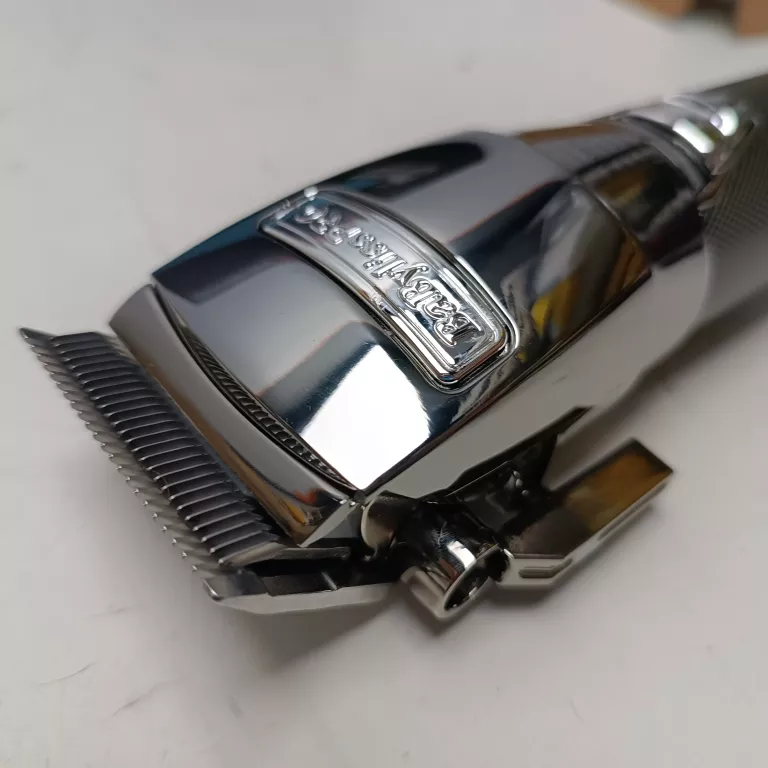 MASZYNKA DO STRZYŻENIA BABYLISS PRO FX8700E