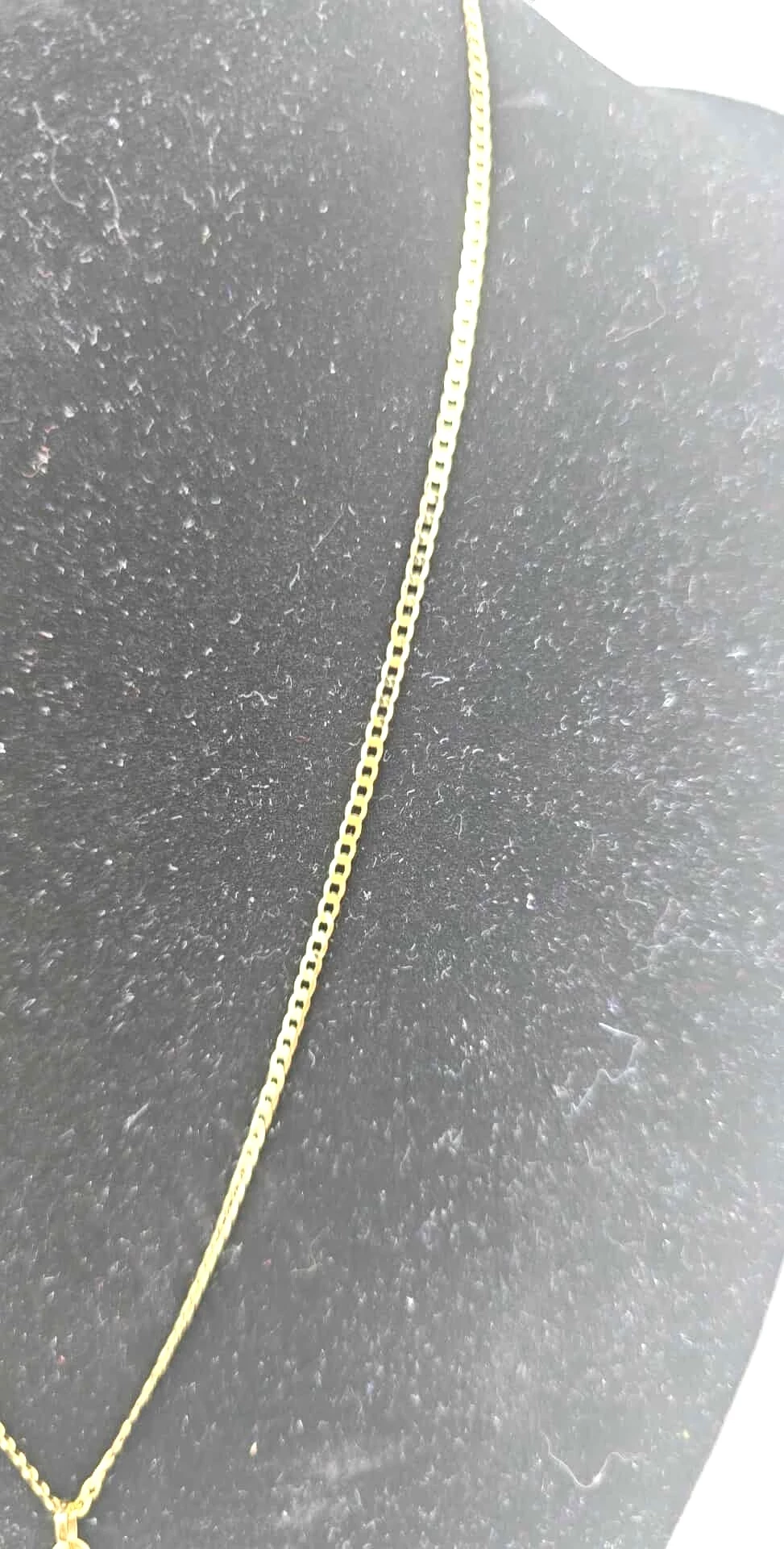 zloty-lancuszek-z-krzyzykiem-material-17128-2