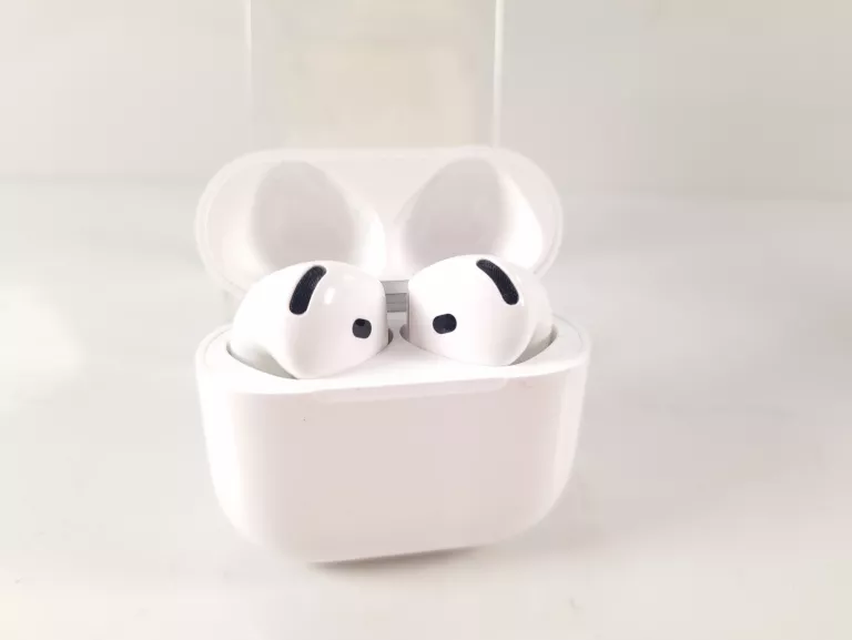 SŁUCHAWKI BEZPRZEWODOWE DOUSZNE APPLE AIRPODS A3058
