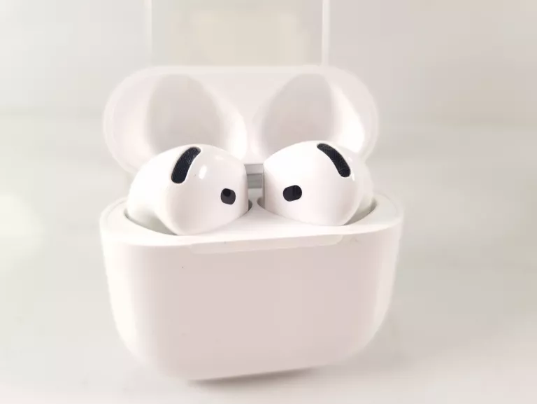 SŁUCHAWKI BEZPRZEWODOWE DOUSZNE APPLE AIRPODS A3058