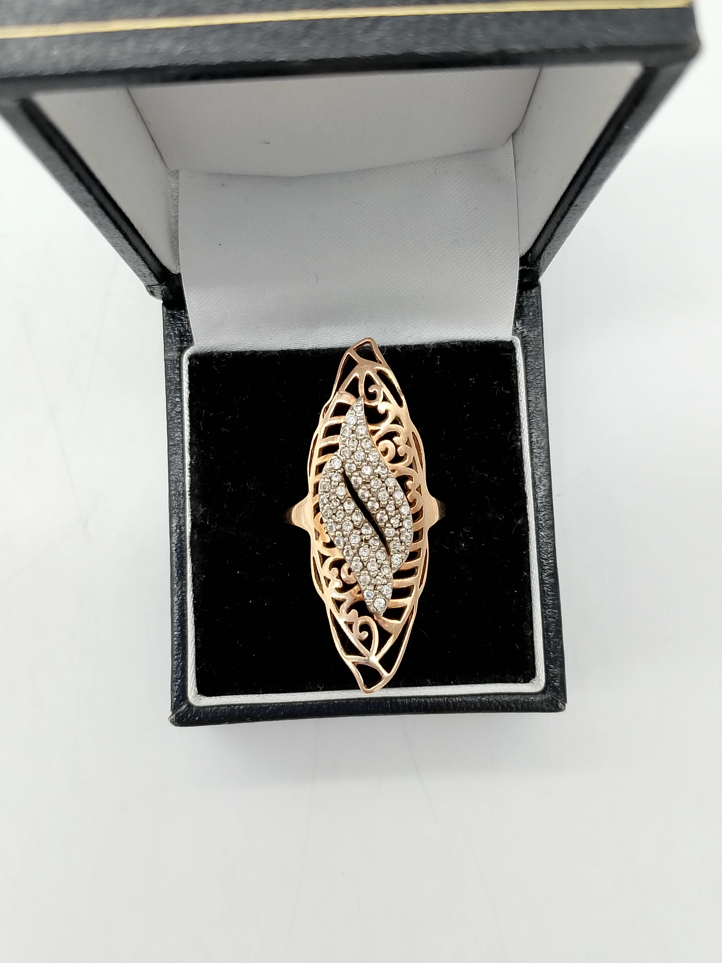 wyrob-jubilerski-uzywany-zloty-pierscionek-305-585-ean-gtin-00000000