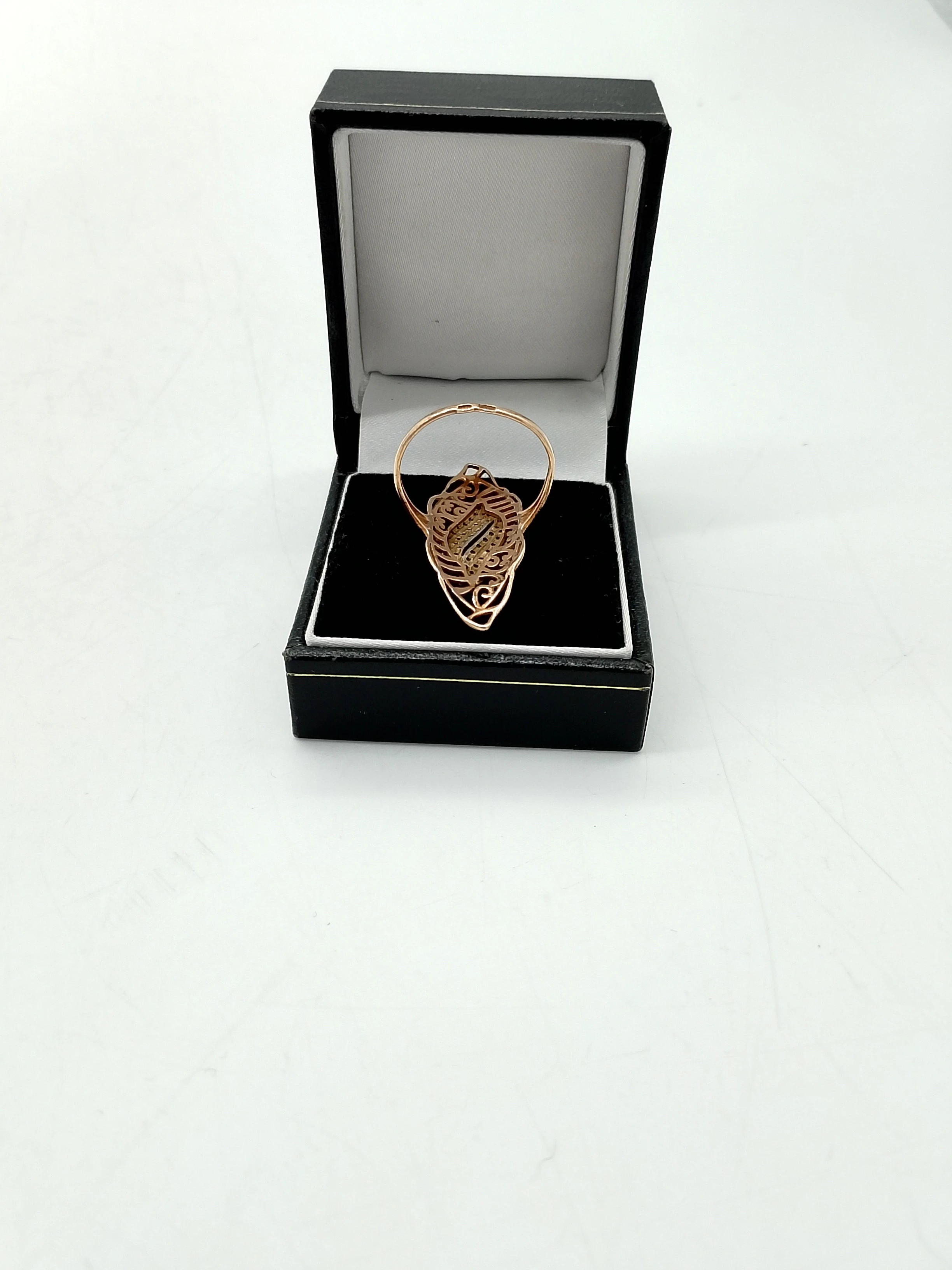 wyrob-jubilerski-uzywany-zloty-pierscionek-305-585-material-15835-2