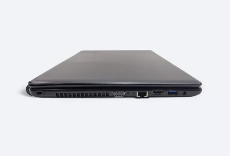 LAPTOP ACER ASPIRE E1-570 4GB RAM 500GB ROM I3-3217U