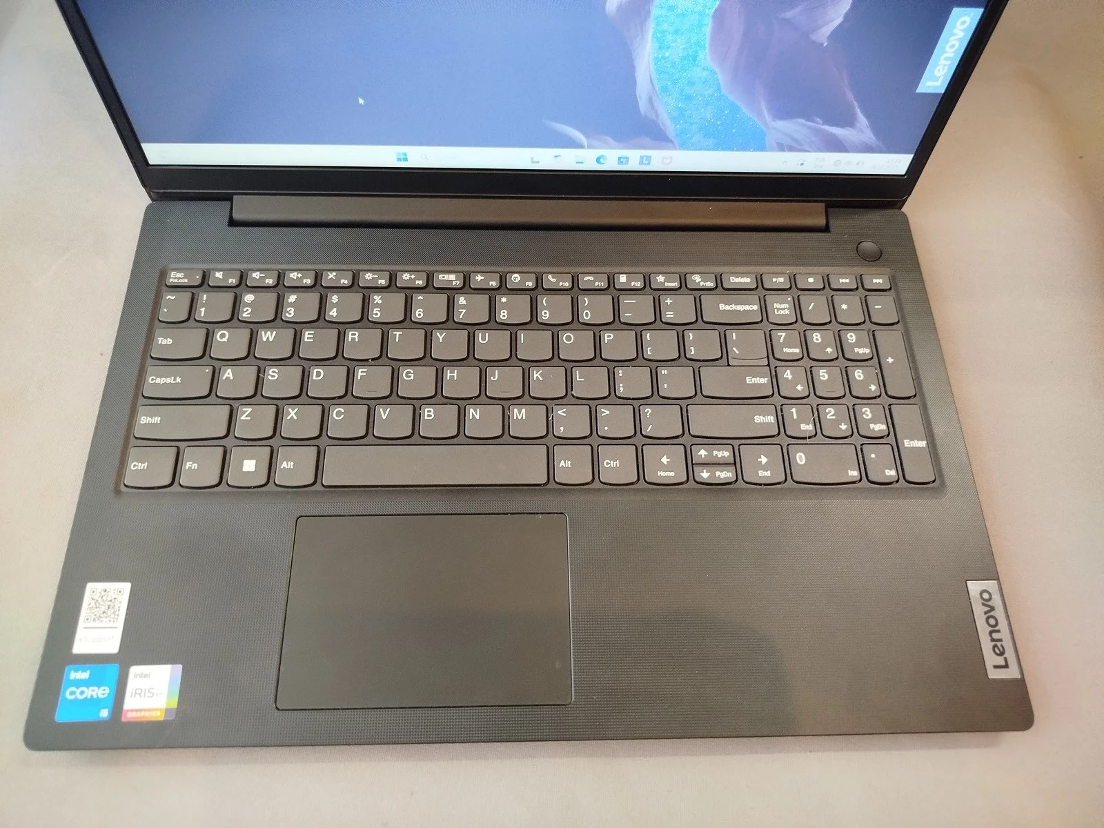 lenovo-v15-g3-i5-1235u-16-gb-ram-512-gb-ssd-win-11-przekatna-ekranu-1560