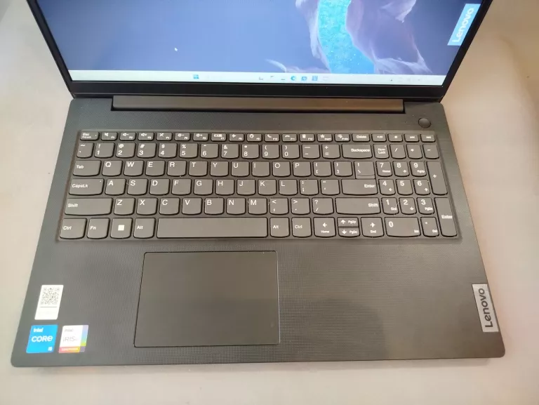 lenovo-v15-g3-i5-1235u-16-gb-ram-512-gb-ssd-win-11-przekatna-ekranu-1560