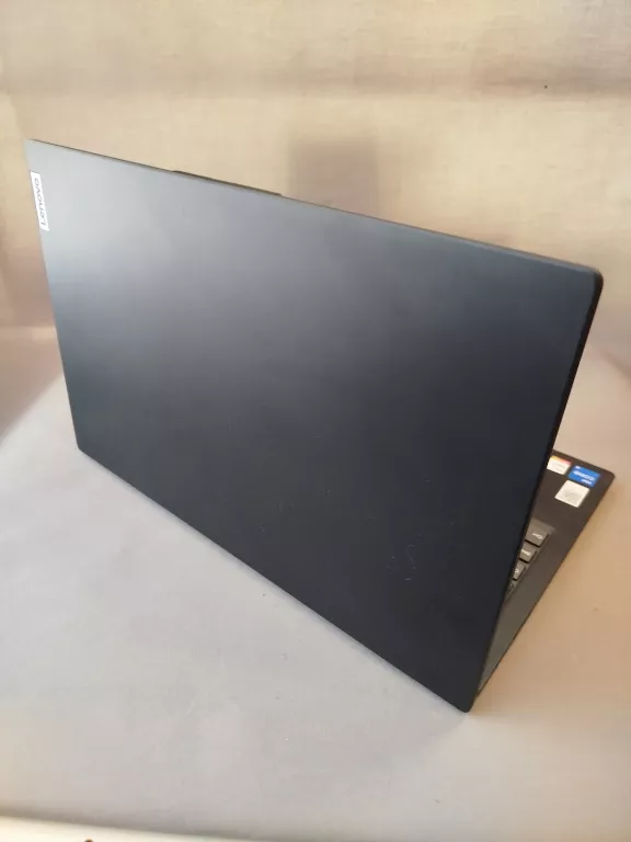 lenovo-v15-g3-i5-1235u-16-gb-ram-512-gb-ssd-win-11-ean-gtin-0197532996519