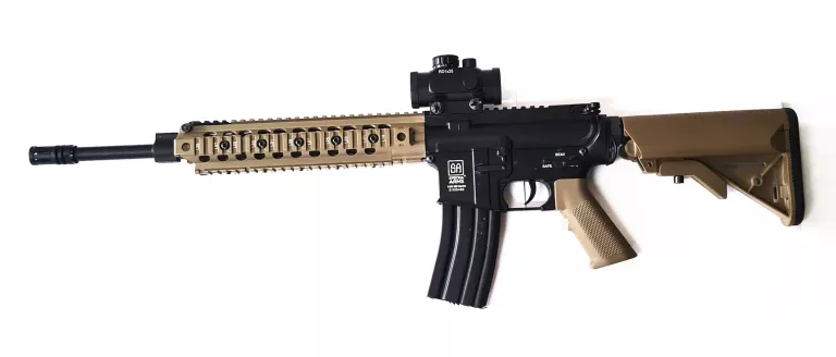 REPLIKA ASG SPECNA ARMS SA-B03 Z AKCESORIAMI