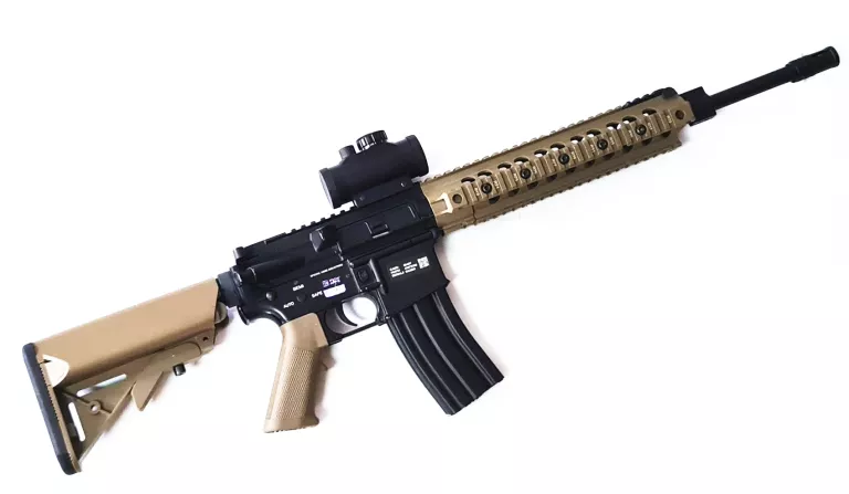 REPLIKA ASG SPECNA ARMS SA-B03 Z AKCESORIAMI