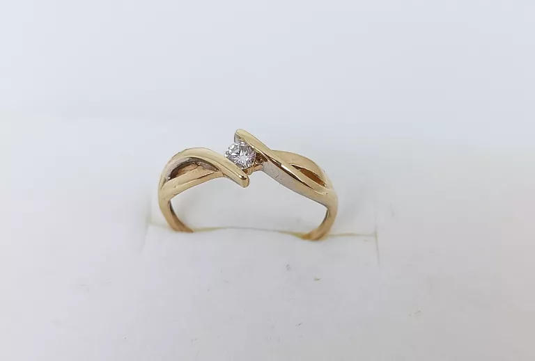 zloty-pierscionek-z-brylantem-r-13-rodzaj-2205-2