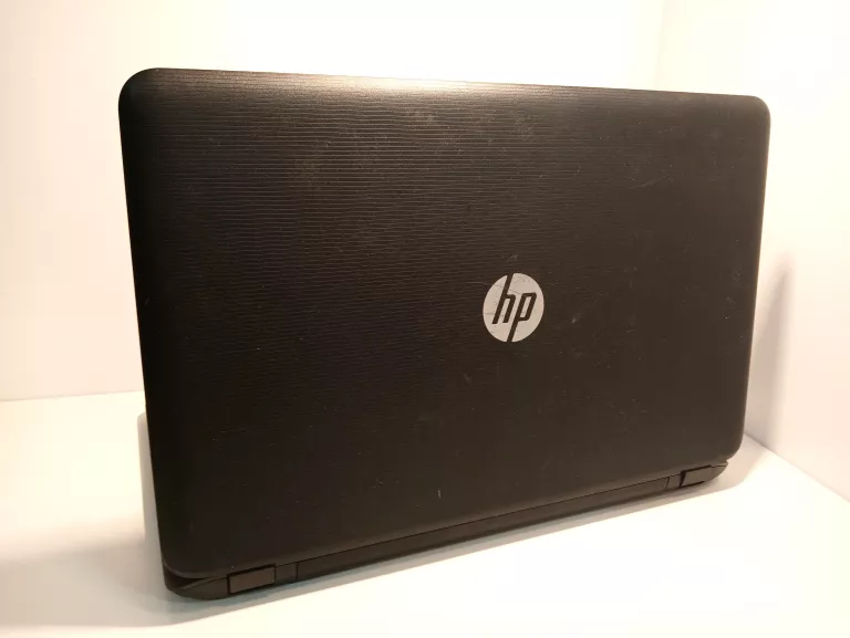 hp-255-g4-windows-10-home-4-gb-ram-500-gb-hdd-amd-e1-6010-apu-przekatna-ekranu-1560