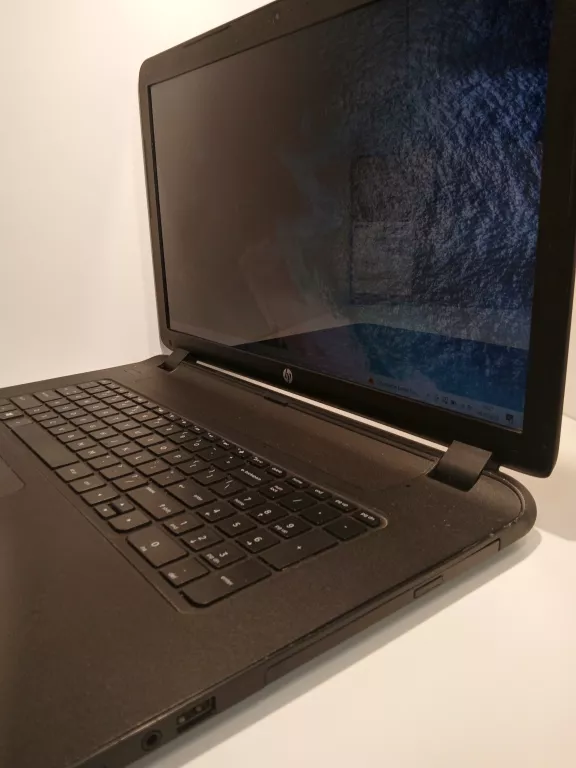 hp-255-g4-windows-10-home-4-gb-ram-500-gb-hdd-amd-e1-6010-apu-kod-producenta-m9t13ea