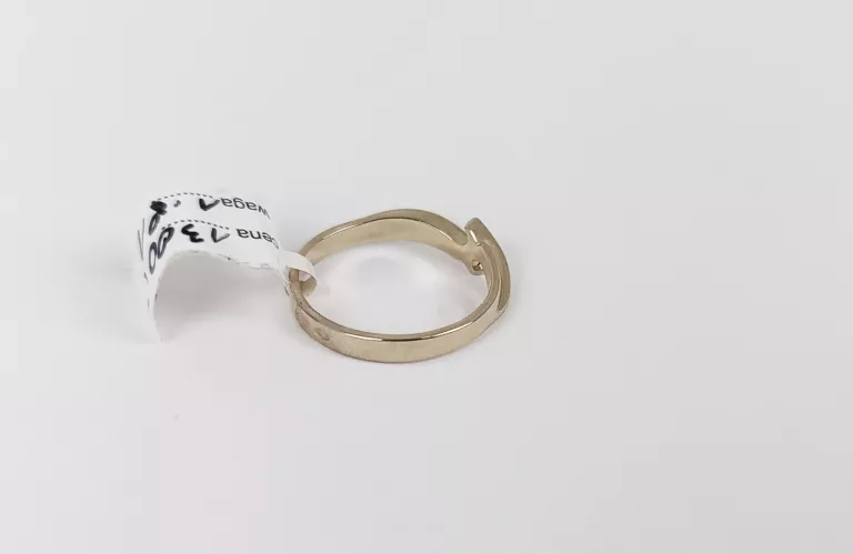 zloty-pierscionek-z-brylantem-r-12-material-15835-2