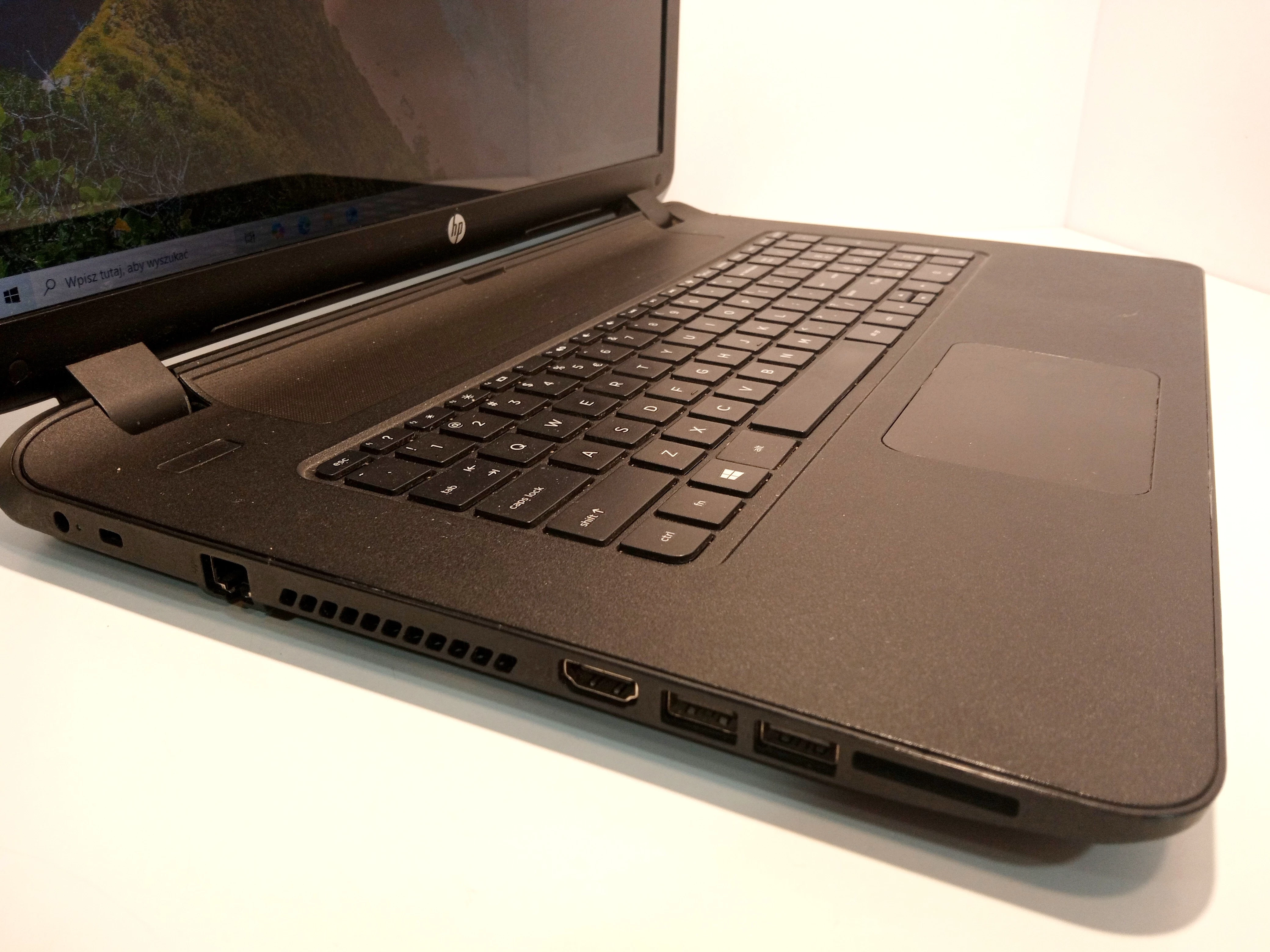 hp-255-g4-windows-10-home-4-gb-ram-500-gb-hdd-amd-e1-6010-apu-stan-11323-2