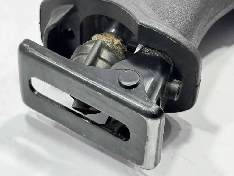 MAKITA PIŁA SZABLASTA 18V DJR188